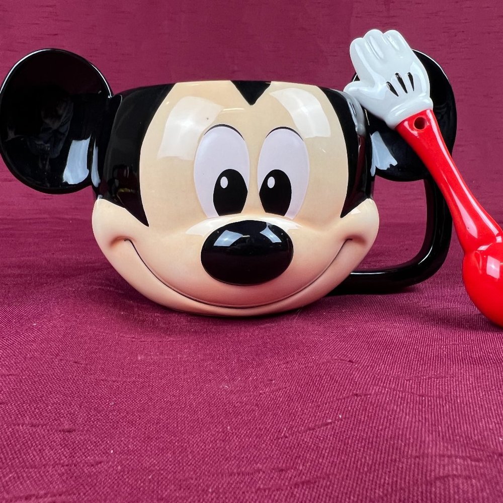 Disney Mickey Mouse Coffee Cup Mug Head Shaped Ears with SPOON from Disney World